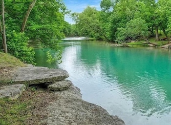 Cl 2849 River Escape At Horseshoe Falls 4 Bedroom Home by RedAwn