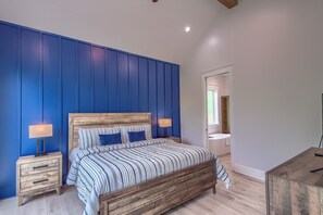 Casa, 4 quartos | 4 quartos, ferros/tábuas de passar roupa, Wi-Fi de cortesia