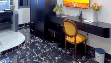 Deluxe Apartment, 1 Bedroom, Ensuite | 1 bedroom, desk, soundproofing, iron/ironing board