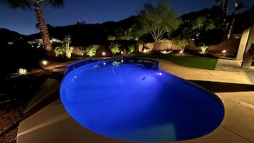 Ulkouima-allas, lämmitetty uima-allas