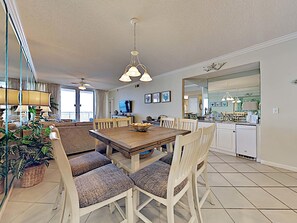 Dining - Coastal Dreamin' - Incredible Amenities + Serene Beach Views (Navarre Beach)