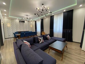 Luxury Cottage, 4 Bedrooms, Non Smoking, Courtyard View | Living area - Nuovo Boutique Hotel (Tashkent)