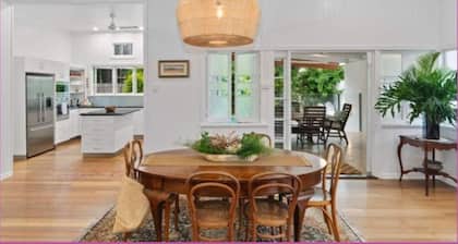 The Grand Queenslander On Turner