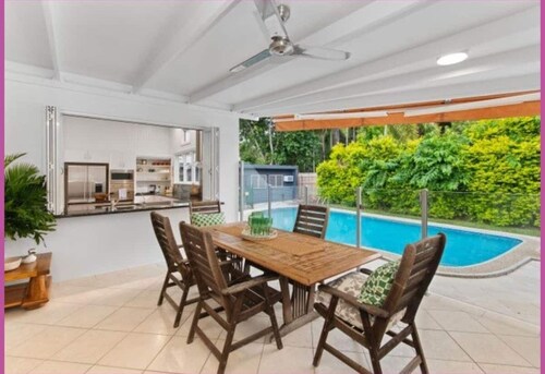 The Grand Queenslander On Turner