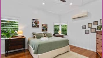 5 bedrooms, free WiFi, bed sheets