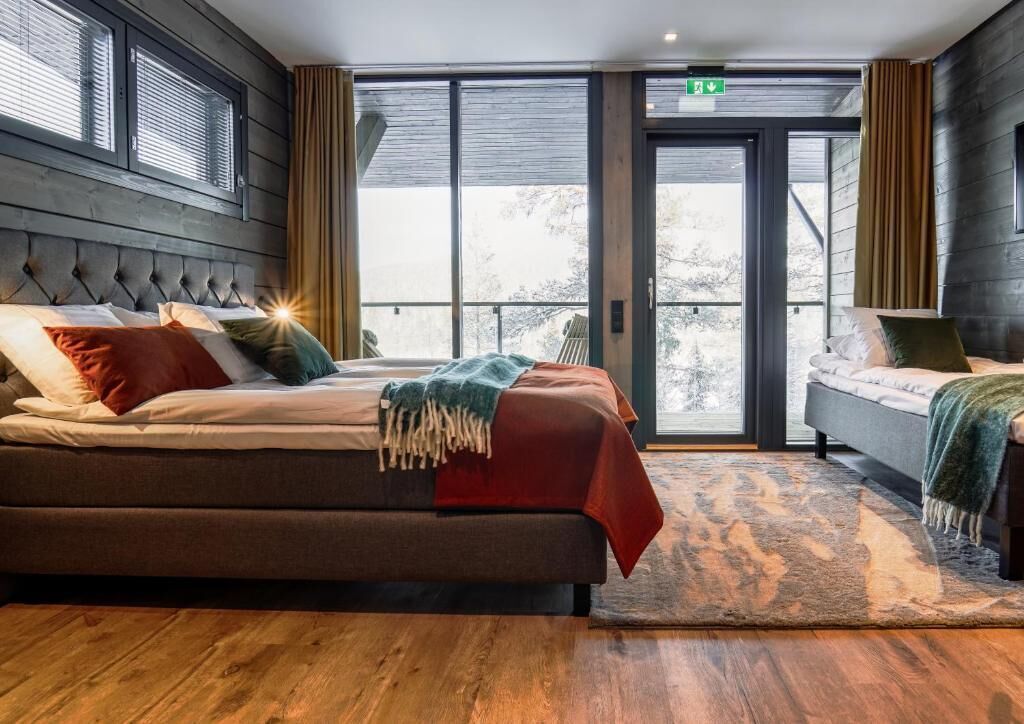 Superior Apartment, Balcony, Lake View | 1 bedroom, premium bedding, blackout drapes, WiFi (free)