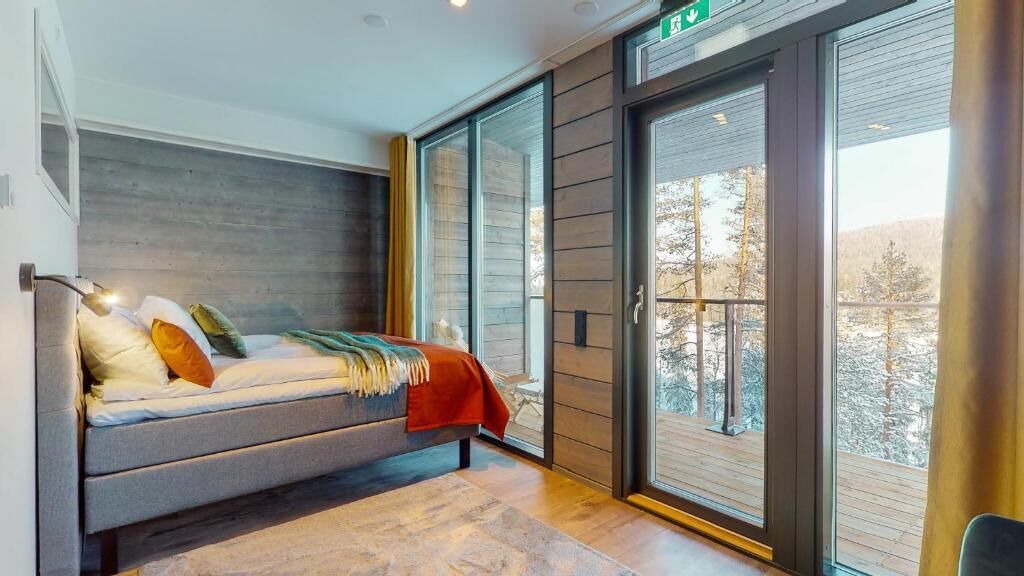 1 bedroom, premium bedding, blackout curtains, free WiFi