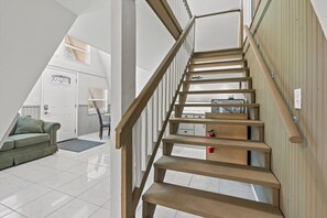 Interior - Pet-Friendly Family Escape, Close to the Beach (St. Augustine)