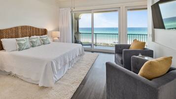 6 habitaciones, tabla de planchar con plancha, cuna de viaje y internet