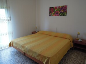 3 camere