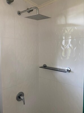 Chambre Double Supérieure | Salle de bain