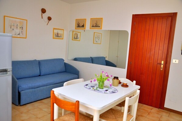 Dining - Adorable flat with large terrace overlooking the sea (Bibione)