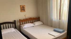 3 bedrooms, WiFi, bed sheets