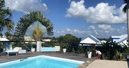 Villa Centre Guadeloupe 4 Chambres 8 Personnes Piscine Jacuzzi