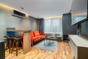 50-inch Smart TV with digital channels, Netflix, Hulu