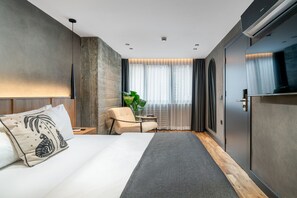 Premium bedding, Tempur-Pedic beds, free minibar, in-room safe - Urban Quarters - Gülhane (Istanbul)