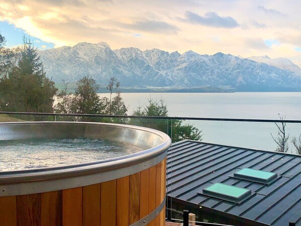 Bañera de hidromasaje exterior