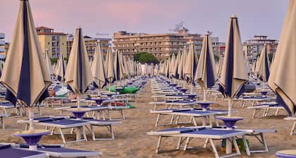 Nice three-bedroom flat with balcony in Bibione