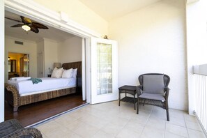 Room - Beautiful apt With Pool and Golf Course View (Kissimmee)
