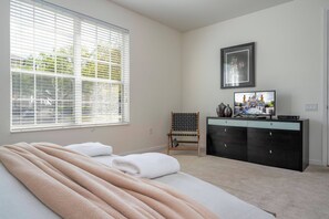 House (3 Bedrooms) | Interior - Wonderful Apt Convention Center Vistacay (Orlando)