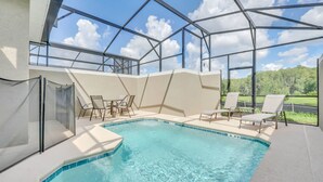 Outdoor pool - Cozy and Beautiful Townhome at Storey Lake (Kissimmee)