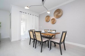 ハウス (4 Bedrooms) | 内装
