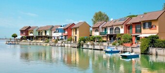 Charming villa with pool in Albarella