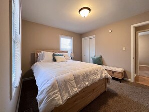 3 bedrooms, WiFi, bed sheets