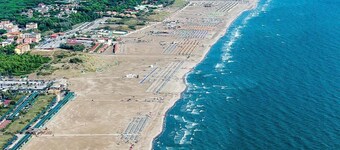 Luminoso appartamento vicino alla spiaggia