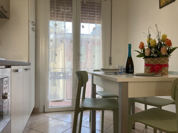 Dining - Cozy apartment close to the beach (Rosolina Mare)