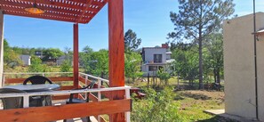 Outdoor dining - Terrazas de Nahuascat es un Complejo de Cabañas de Montaña (Santa Rosa de Calamuchita)