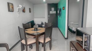 Family Apartment | 2 bedrooms, premium bedding, Select Comfort beds, in-room safe