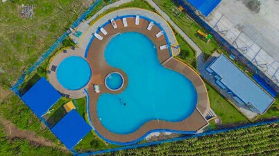 Aparthotel 2k familiar parque del cafe