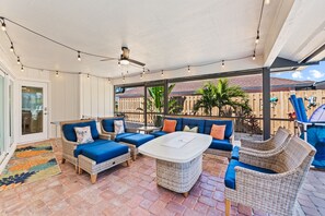 Terrace/patio - Fun-Filled Retreat: Pool, PS5 and Near Anna Maria Island (Bradenton)