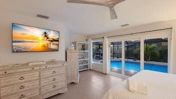 3 habitaciones, escritorio, tabla de planchar con plancha y wifi gratis