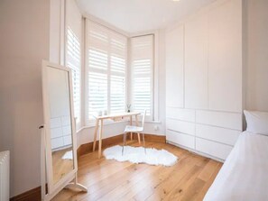 1 bedroom, iron/ironing board, free WiFi, bed sheets - Hither Green ground floor flat with garden London - Pass the Keys (London)