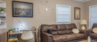 FT Moore Beautiful Cozy Oasis