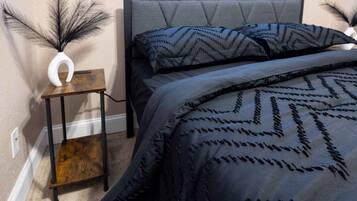 3 bedrooms, in-room safe, iron/ironing board, free WiFi