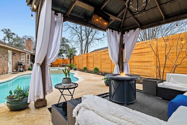 Terrace/patio - The Pool & Gaming Retreat | Hot Tub, Arcade & More (Austin)