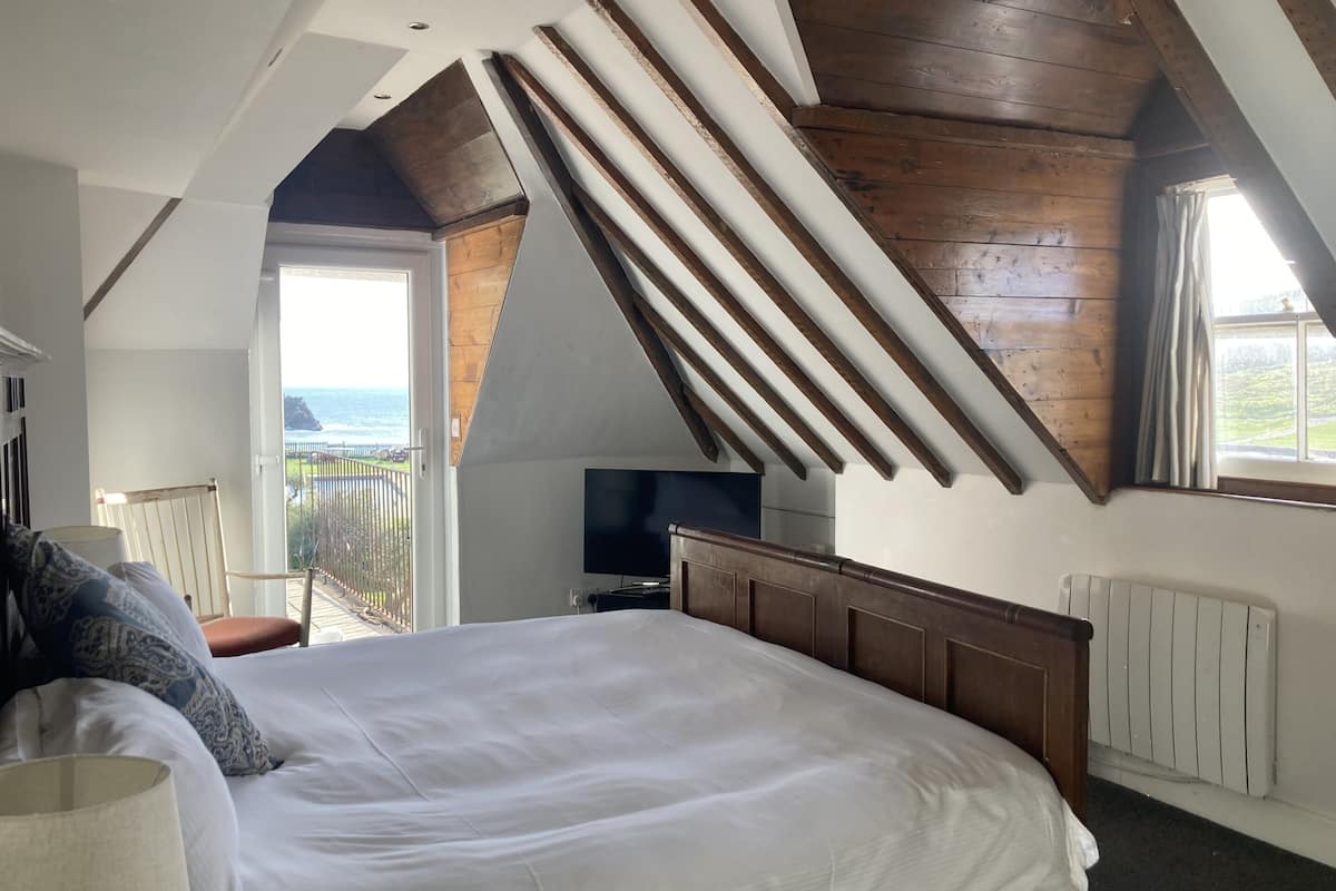 Basic-Zimmer, Meerblick | 2 Schlafzimmer, Bügeleisen/Bügelbrett, Bettwäsche