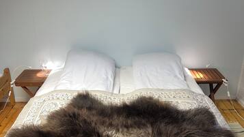 Sengetøy av topp kvalitet, dundyner, wi-fi (inkludert) og sengetøy