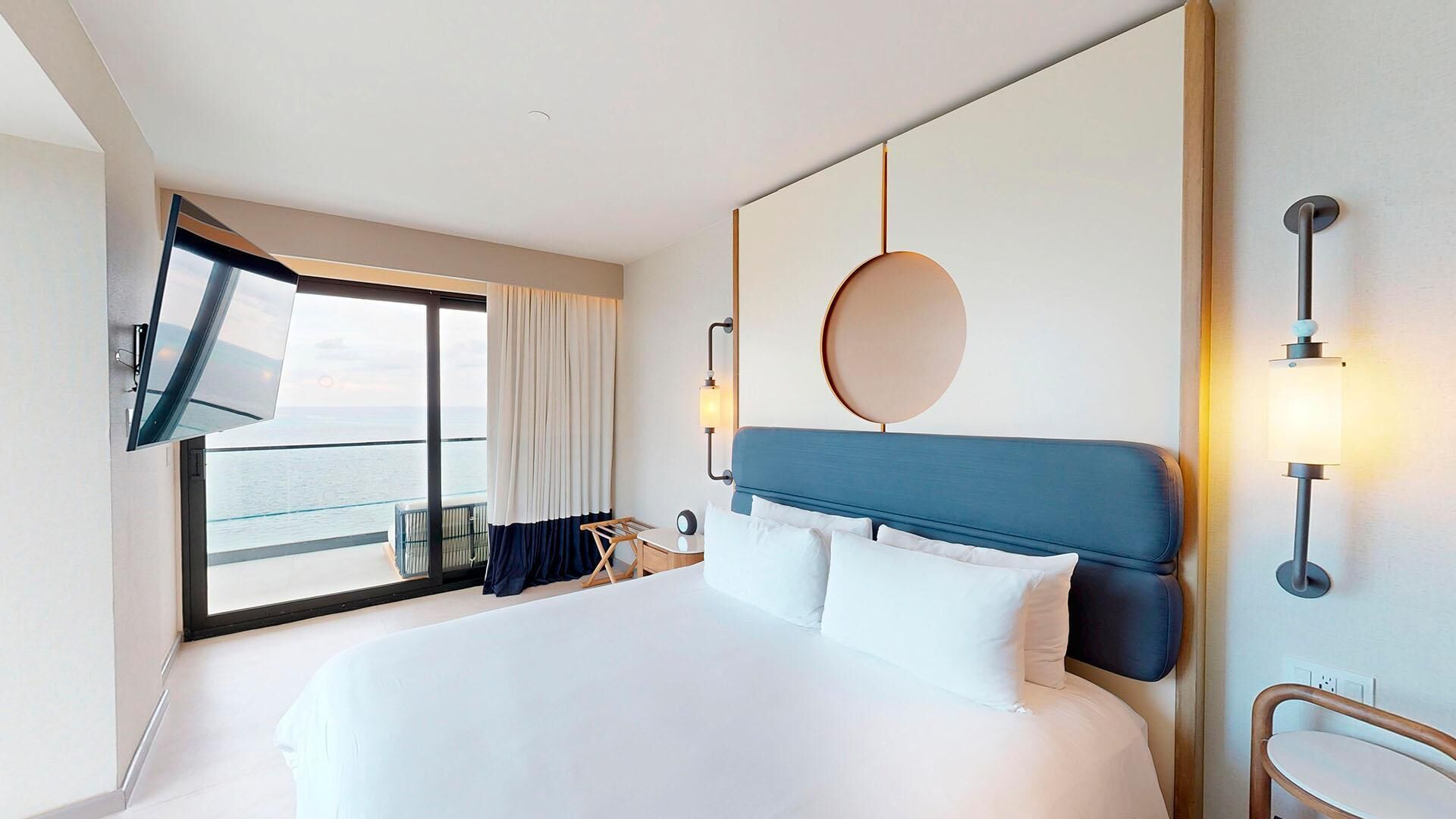 Free minibar, in-room safe, desk, blackout drapes