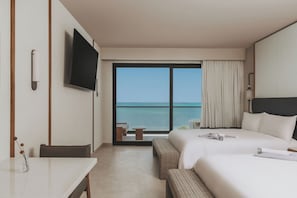 Rum - 2 queensize-sängar - vid havet | Gratis produkter i minibar, värdeförvaringsskåp på rummet och skrivbord