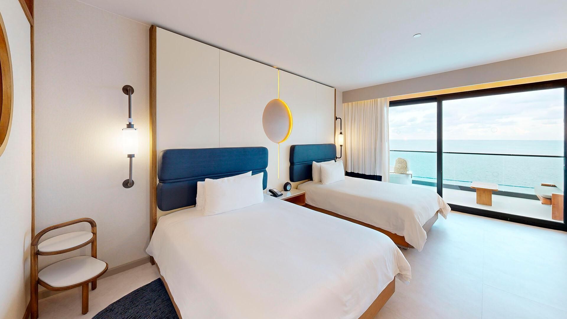 Free minibar, in-room safe, desk, blackout drapes