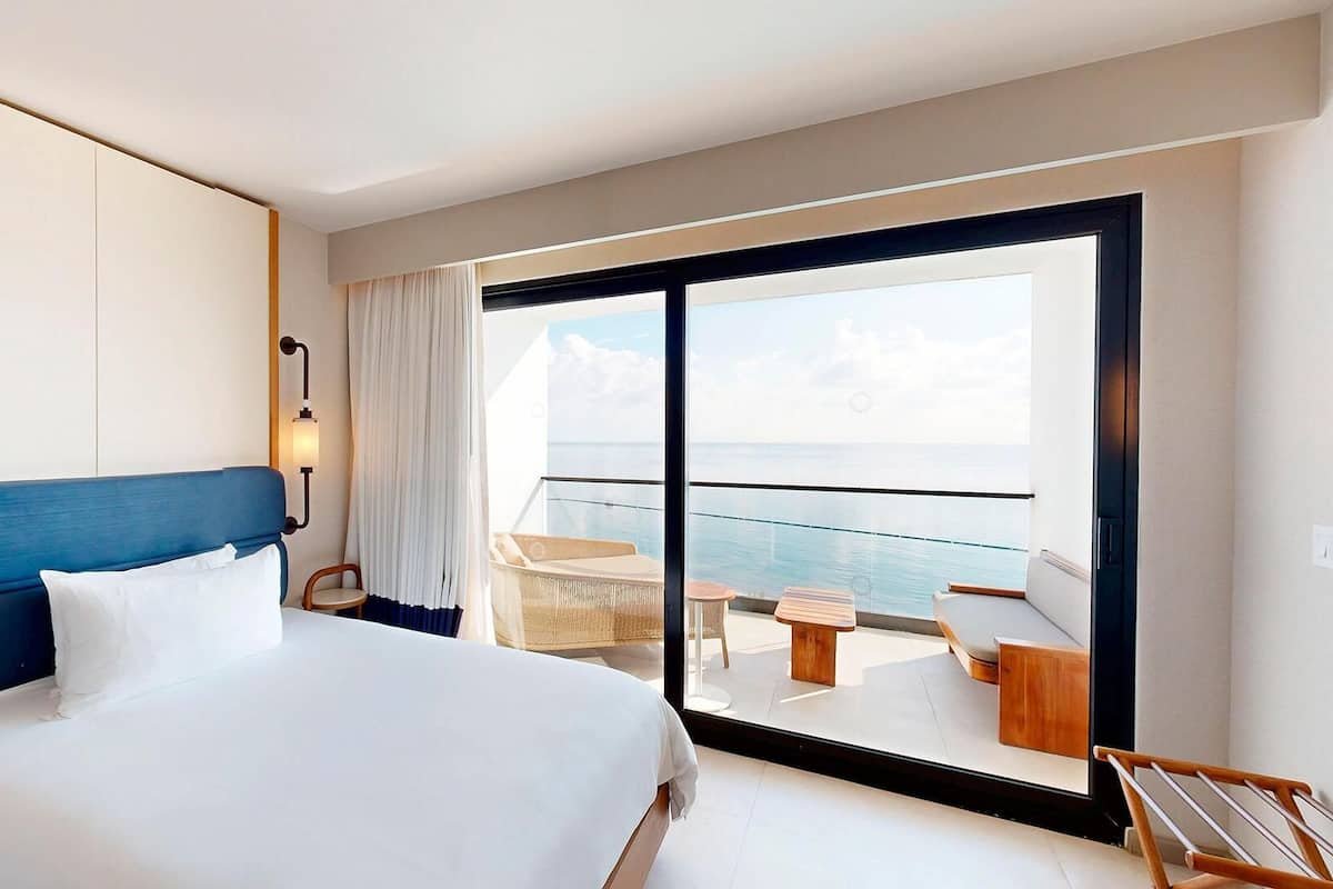 Free minibar, in-room safe, desk, blackout drapes