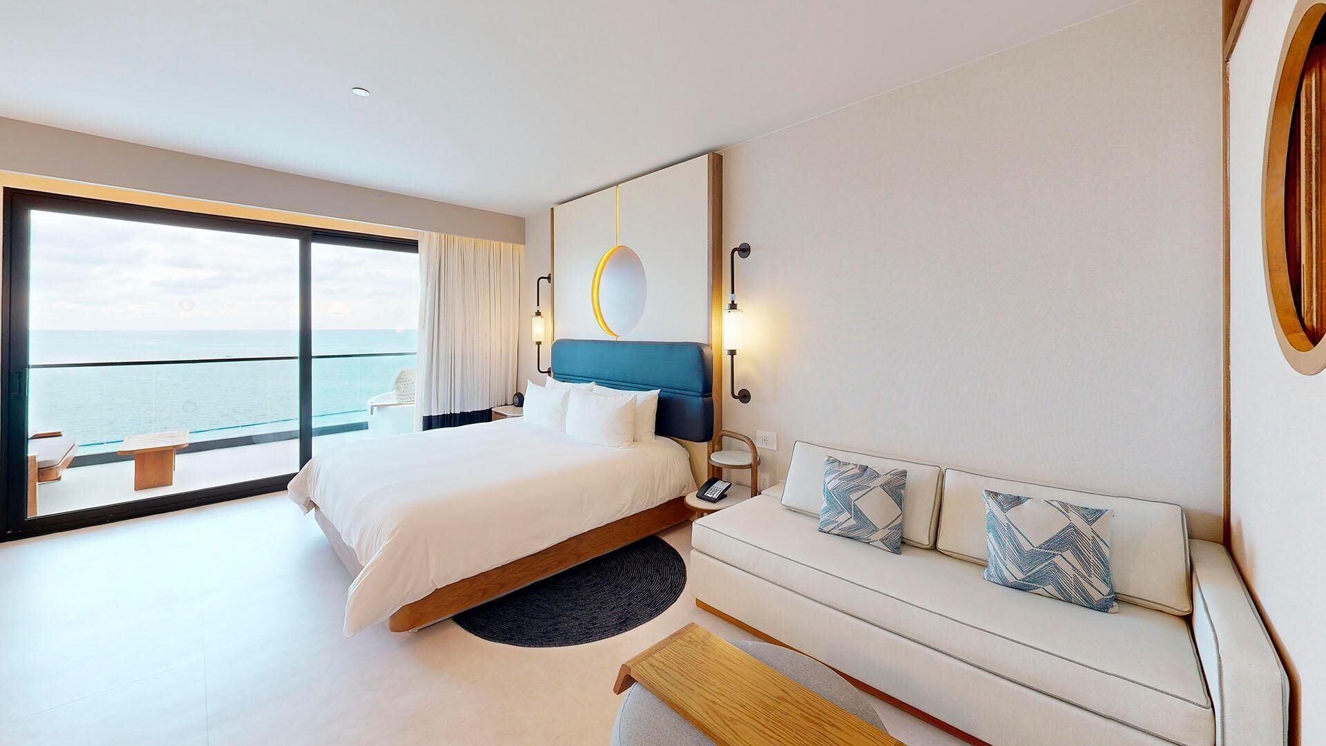 Free minibar, in-room safe, desk, blackout drapes