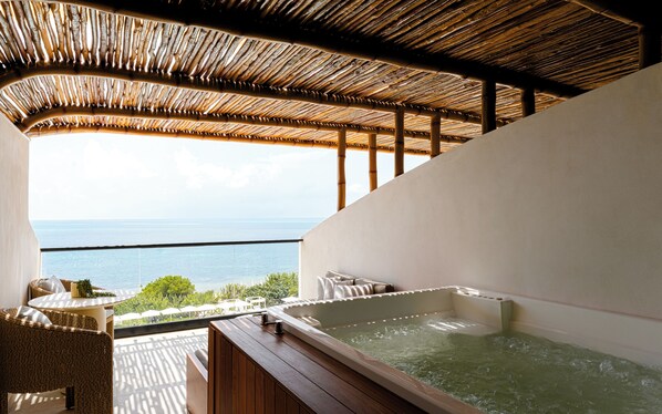 Suite, Oceanfront (F&F) | View from room