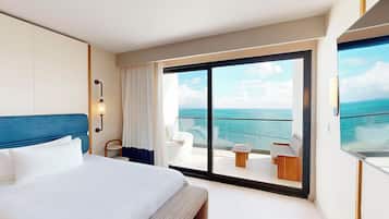 Suite, 2 Bedrooms (Penthouse) | Free minibar, in-room safe, desk, blackout drapes