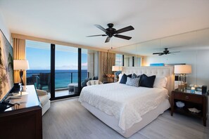 1 bedroom, desk, iron/ironing board, WiFi - ❤️Best Views on Maui! Perfect for Honeymooners!!❤️ (Lahaina)