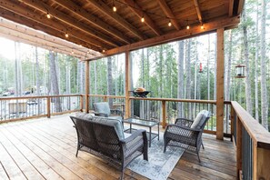 Exterior - Rocky Valley Resort  (Van Anda)
